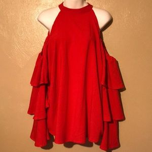 Ashley Stewart red top 14/16 cold shoulders